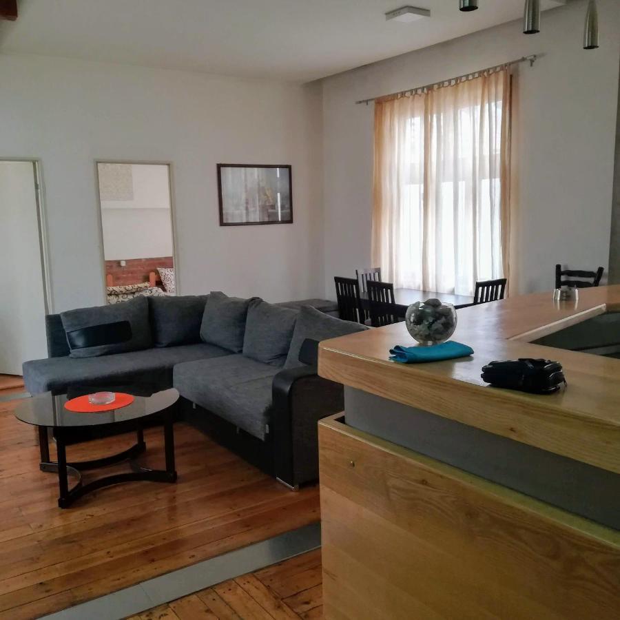 Apartmani Dio Ni Buitenkant foto