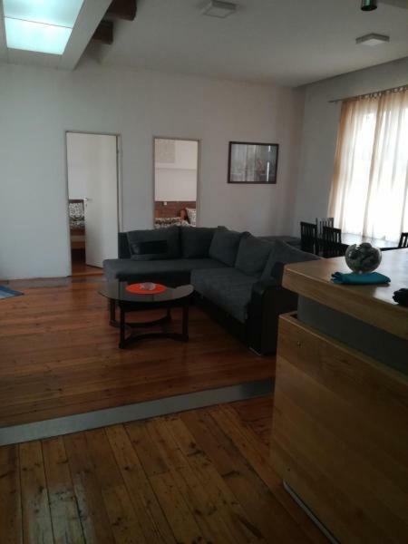 Apartmani Dio Ni Buitenkant foto